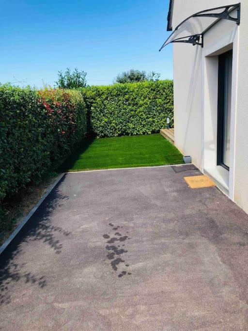 Maisonnette Avec Terrasse Argences Экстерьер фото