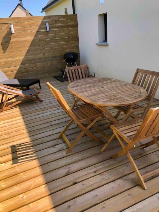 Maisonnette Avec Terrasse Argences Экстерьер фото